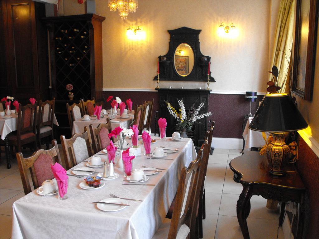 Myles Creek Hotel Kilkee Ngoại thất bức ảnh
