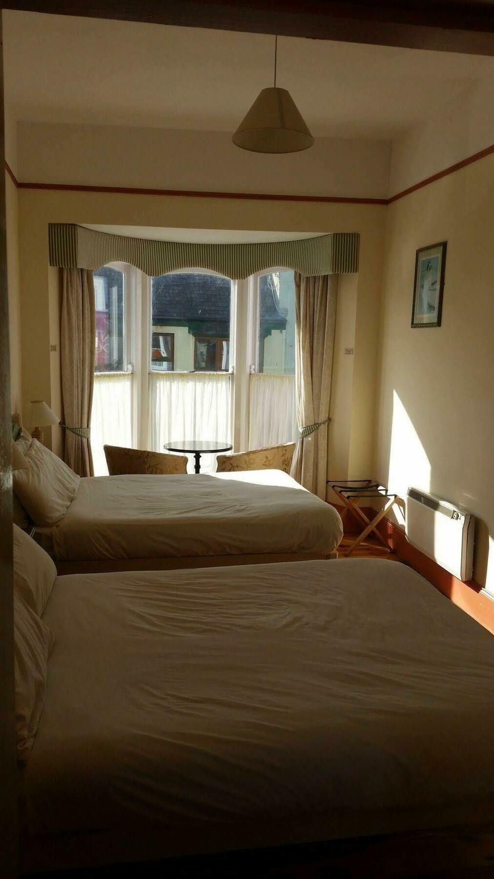 Myles Creek Hotel Kilkee Ngoại thất bức ảnh